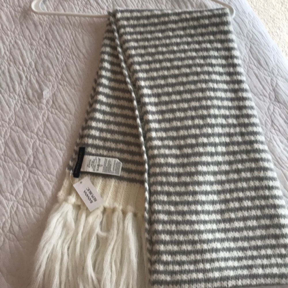 Banana Republic scarf